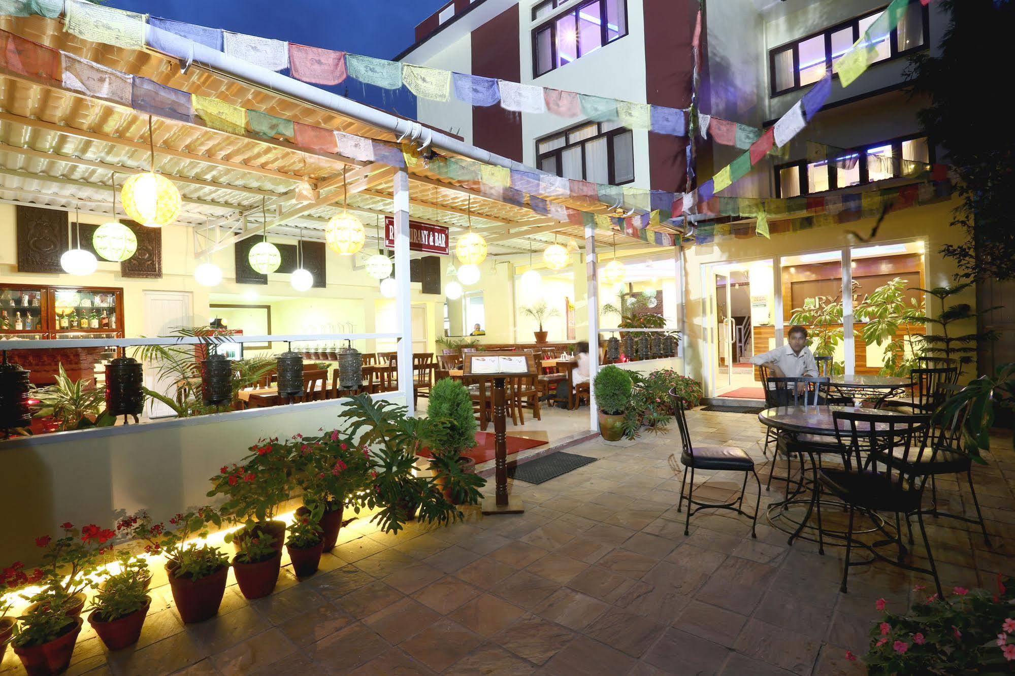 Aryatara Kathmandu Hotel Kültér fotó